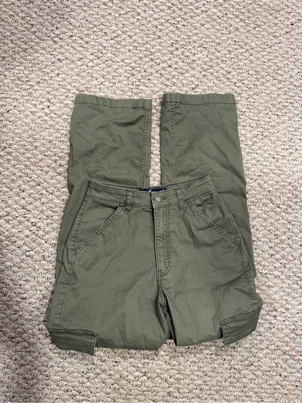 Hollister women Olive Green Cargo Pants
